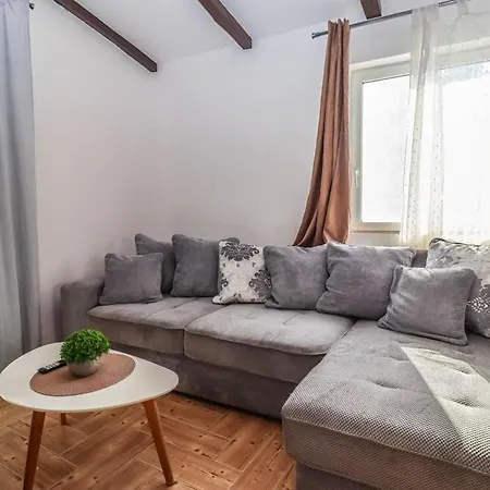 Holiday home Krajcar Loborika